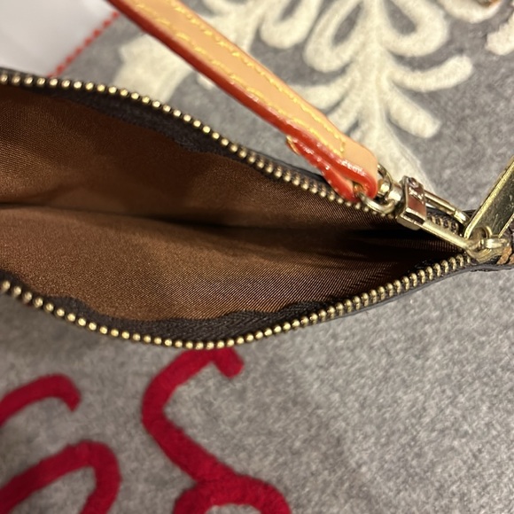 Unbranded Louis Vuitton wristlet - Picture 3 of 3